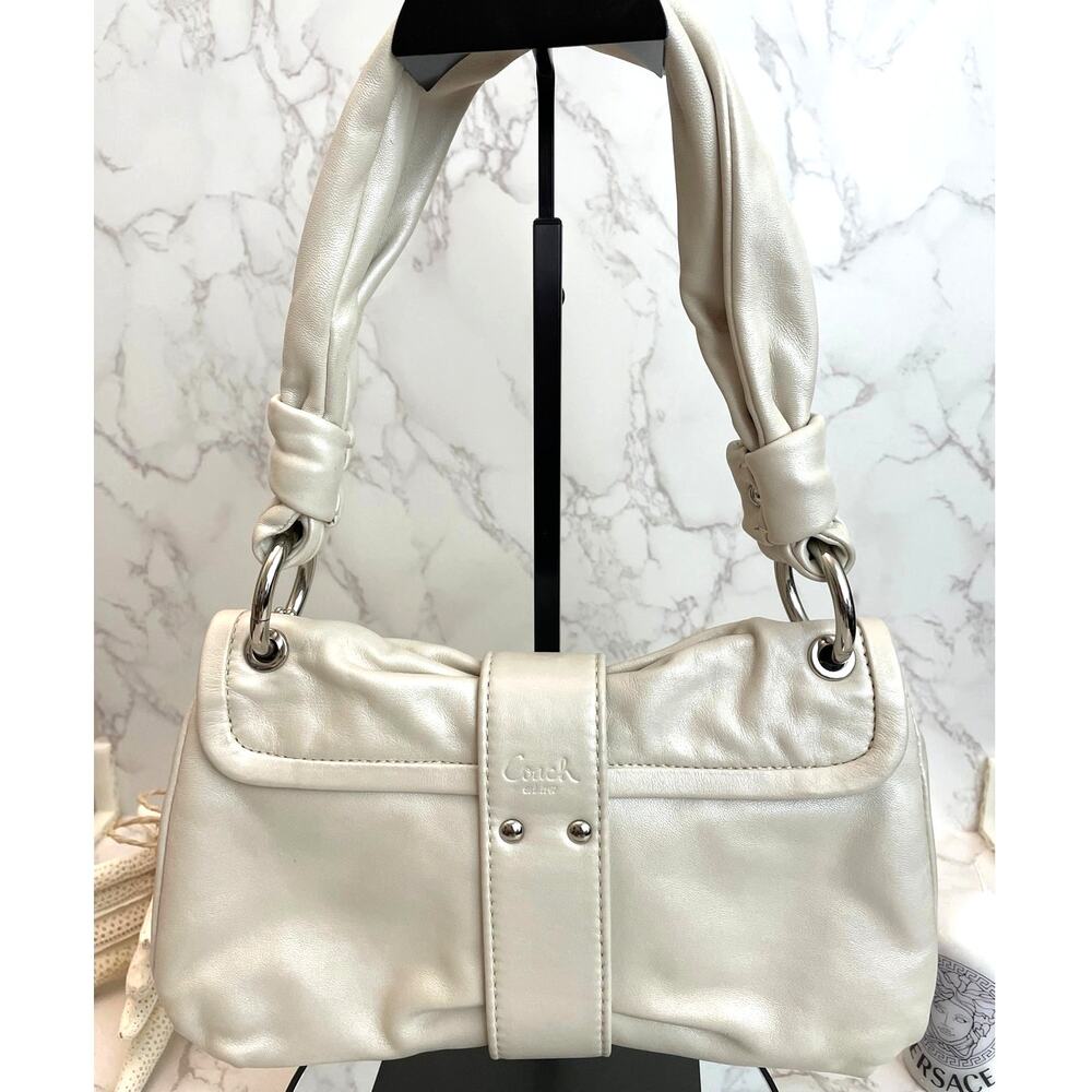 Coach Metallic Cream/Off-White Colored Soft Pleated Leather Shoulder Bag EUC - Picture 3 of 11
